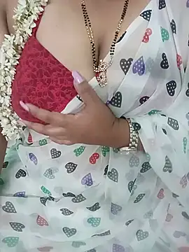Snapshot of your-sameera chatting on July 2026 05:03:02 AM your-sameera online show from July 2026 05:03:02 AM
