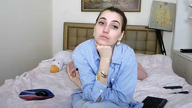 Iren online show from May 2026 09:15:01 AM