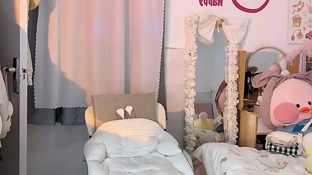 Carly 1 online show from December 2024 03:31:02 PM