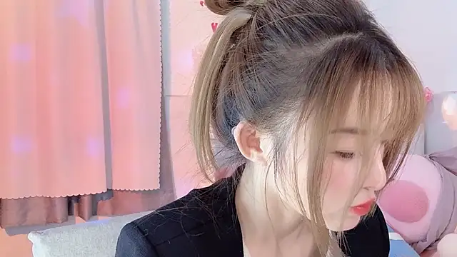 Carly 1 online show from December 2024 02:58:02 PM