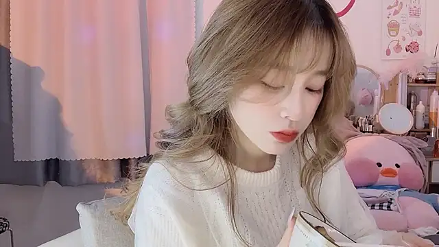 Carly 1 online show from December 2024 08:44:02 AM