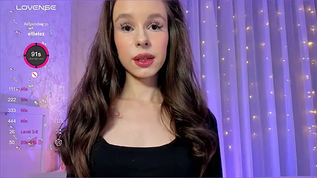 Snapshot of Minusvibe chatting on December 2024 04:25:02 PM Minusvibe online show from December 2024 04:25:02 PM