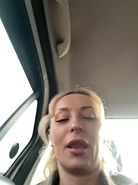 Snapshot of Diamond_Bunny_ chatting on March 2026 02:54:01 PM Diamond Bunny online show from March 2026 02:54:01 PM