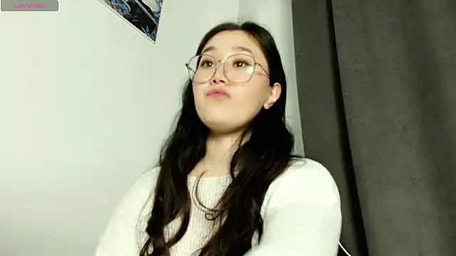 Jennatyan online show from March 2025 04:51:02 PM