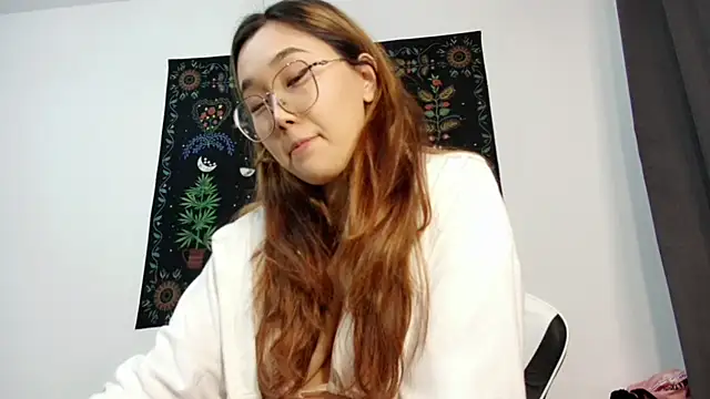 Jennatyan online show from September 2025 02:18:01 PM