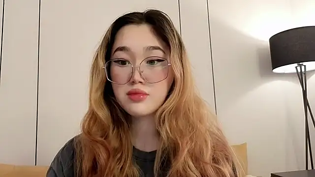 Jennatyan online show from March 2026 09:34:02 AM