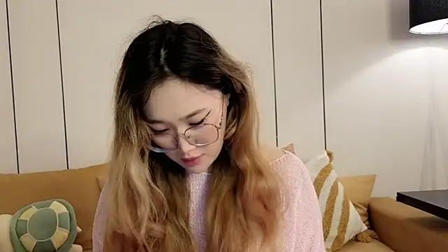 Jennatyan online show from April 2026 07:48:02 AM