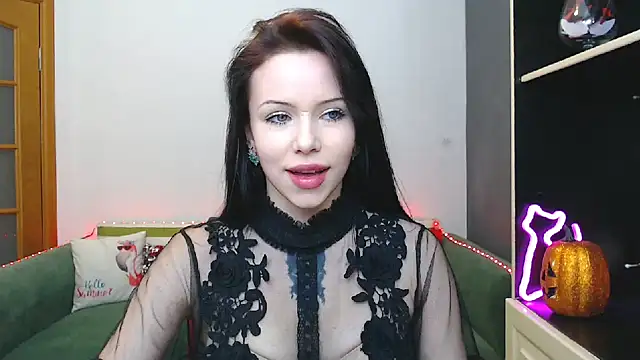 Snapshot of VeronaHope chatting on December 2024 07:10:01 AM VeronaHope online show from December 2024 07:10:01 AM