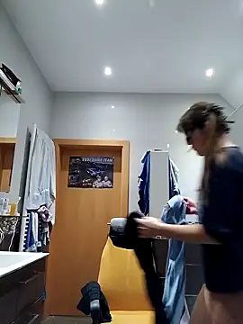 Hexe12346 online show from December 2024 06:35:01 PM