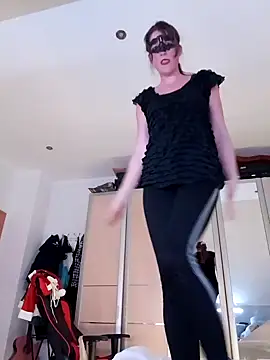 Hexe12346 online show from December 2024 04:25:02 PM