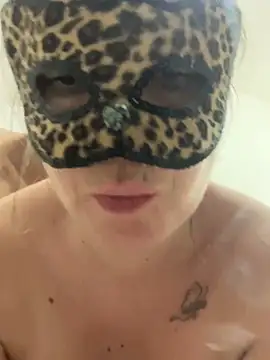 Lyannabuena69 online show from February 2025 04:36:01 AM