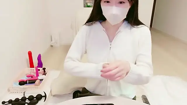 IORio2 online show from April 2026 05:54:02 PM