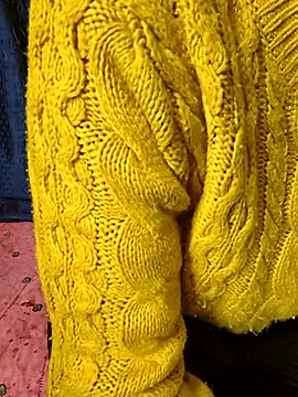 kaveerpooja947 online show from January 2026 04:09:01 PM