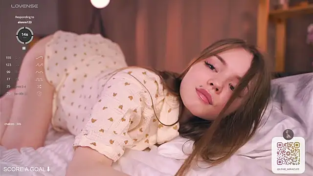 Snapshot of Miss_miracle chatting on March 2025 06:43:02 PM Miss miracle online show from March 2025 06:43:02 PM