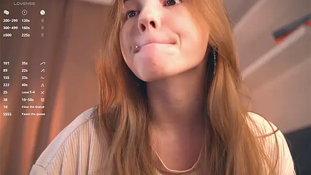 Snapshot of Miss_miracle chatting on December 2025 04:36:01 PM Miss miracle online show from December 2025 04:36:01 PM