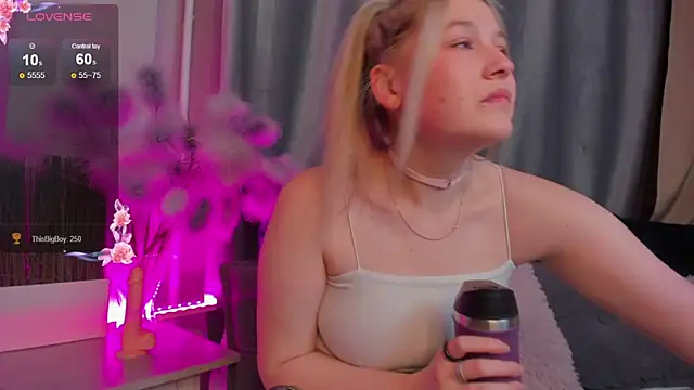 Colleen Blake online show from February 2025 03:10:02 PM