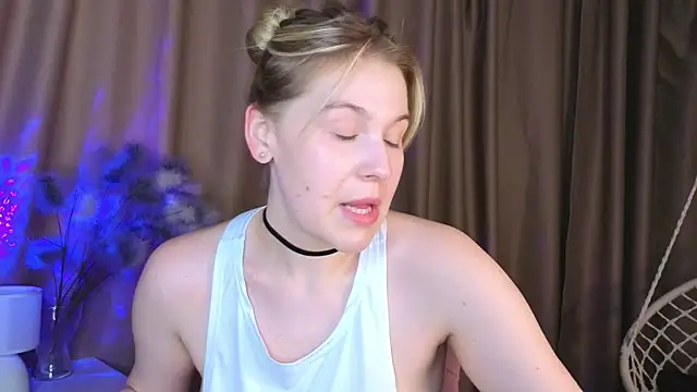 Colleen Blake online show from July 2026 05:06:02 PM