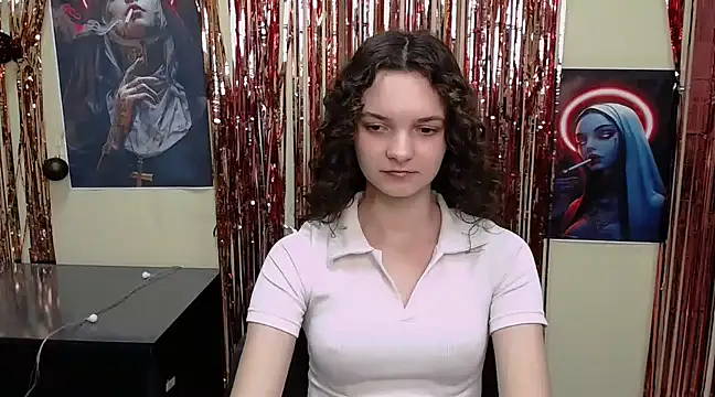  SusieSu  online show from March 2025 04:44:02 PM