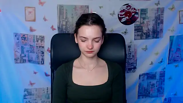  SusieSu  online show from April 2026 12:29:02 PM