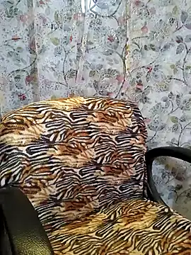 kindar-joy online show from October 2025 03:25:02 AM