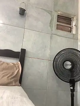 Gabrielleof online show from April 2026 01:56:01 PM