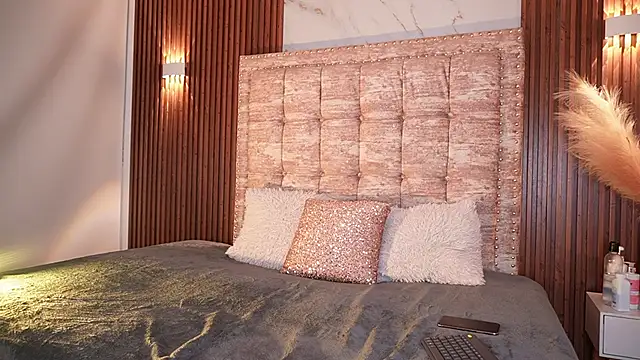 Snapshot of Tiffany_sander chatting on November 2025 04:11:02 AM Tiffany sander online show from November 2025 04:11:02 AM