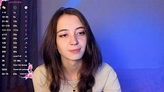 EvaBradley online show from September 2025 06:35:01 PM