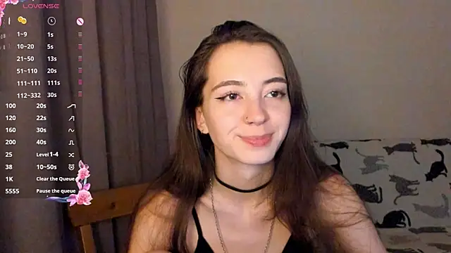 EvaBradley online show from December 2025 07:09:01 PM