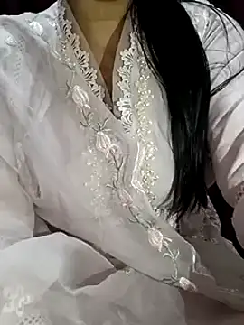 Anamika Kapoor online show from January 2025 08:58:01 PM