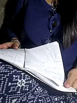 Anamika Kapoor online show from January 2025 03:55:02 AM