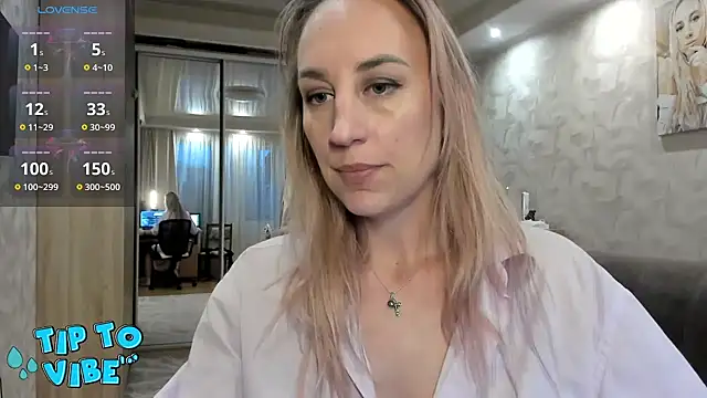 lady Nati online show from March 2025 03:27:01 PM