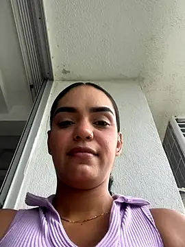 Sara-77 online show from November 2025 05:59:01 PM