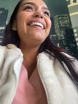 Snapshot of Sara-77 chatting on July 2026 01:13:01 PM Sara-77 online show from July 2026 01:13:01 PM