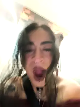 Lila Desiree online show from February 2026 09:03:02 PM