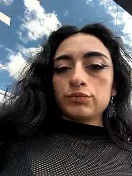 Lila Desiree online show from May 2026 04:11:02 PM