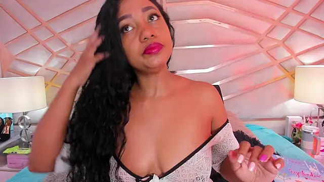 Kamila-Kane online show from October 2025 07:47:02 PM