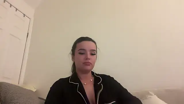 maisiesmithx online show from February 2025 10:06:02 PM