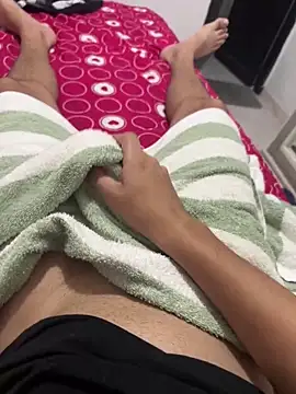 Snapshot of Erick-90 chatting on October 2025 12:48:02 PM Erick-90 online show from October 2025 12:48:02 PM