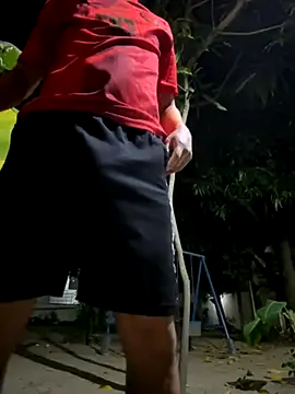 Snapshot of Erick-90 chatting on November 2025 04:46:02 AM Erick-90 online show from November 2025 04:46:02 AM