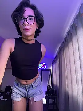 sue   0 online show from March 2025 10:45:02 PM