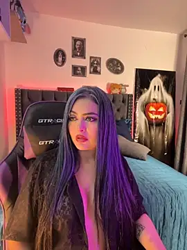 VegaLyra online show from October 2025 09:52:01 PM