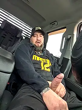 Beardedtattood online show from April 2026 01:41:01 PM