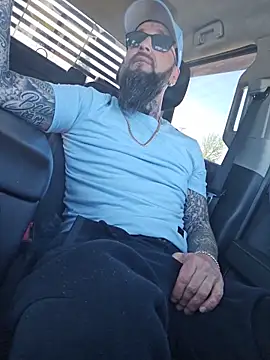 Beardedtattood online show from May 2026 02:35:01 PM