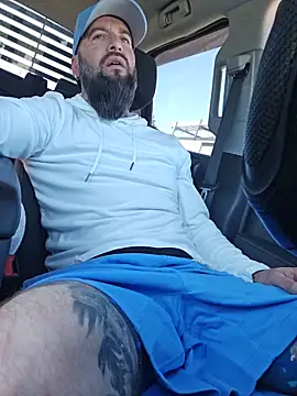 Beardedtattood online show from May 2026 01:52:02 PM