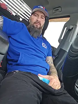 Beardedtattood online show from July 2026 03:03:02 PM