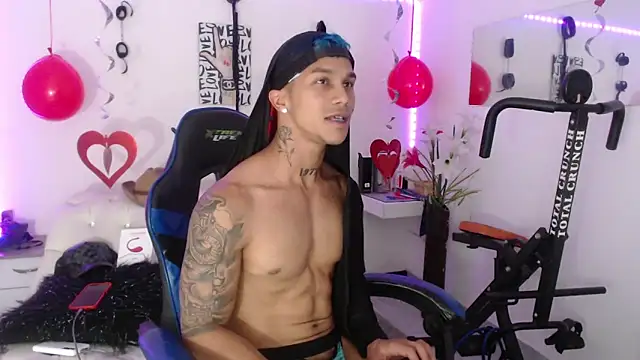 Leonard Price online show from February 2025 02:07:02 AM