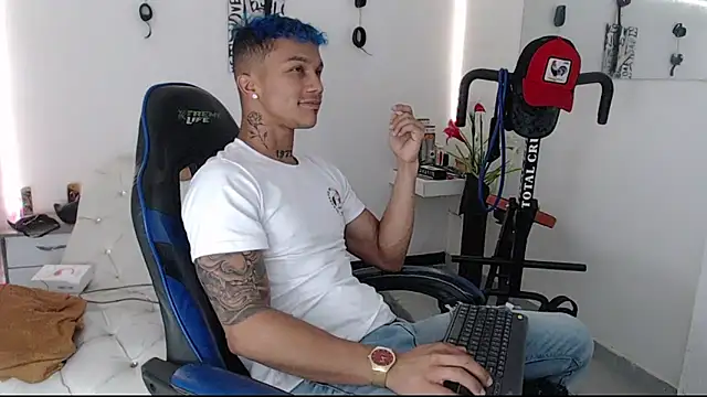 Leonard Price online show from March 2025 01:56:02 PM