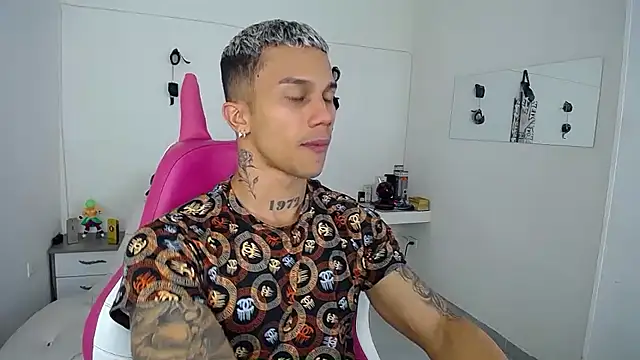 Leonard Price online show from October 2025 12:30:02 AM