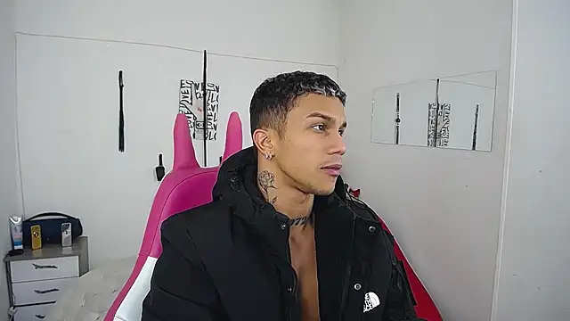 Leonard Price online show from November 2025 04:45:02 AM