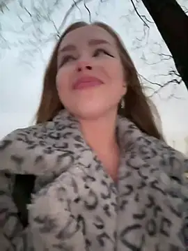 Snapshot of mur_girl chatting on December 2024 01:29:01 PM mur girl online show from December 2024 01:29:01 PM